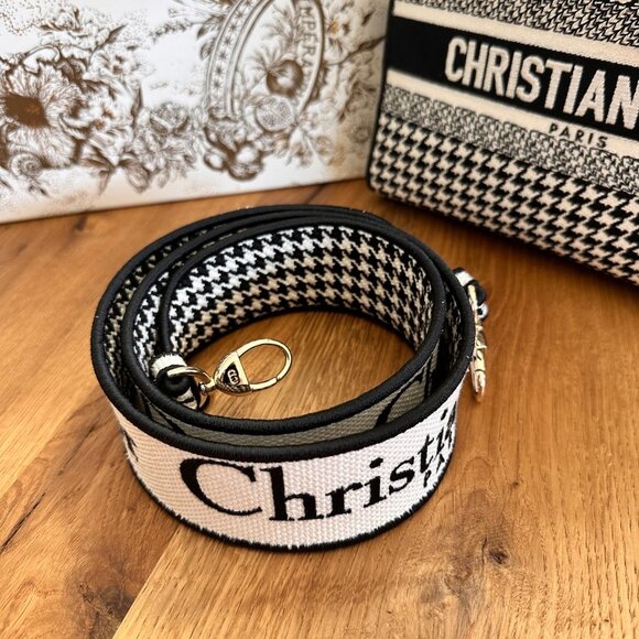 DIOR Medium Lady D-Lite Bag  Black and White Houndstooth Embroidery - Picture 9 of 11